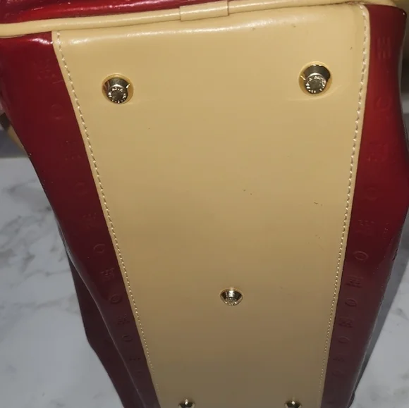 Arcadia Genuine Leather Satchel Italy - Picture 3 of 5